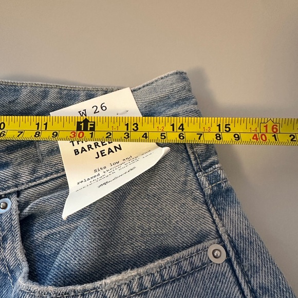 NWT Madewell The Darted Barrel Leg Jeans | Size 26 - Picture 13 of 15